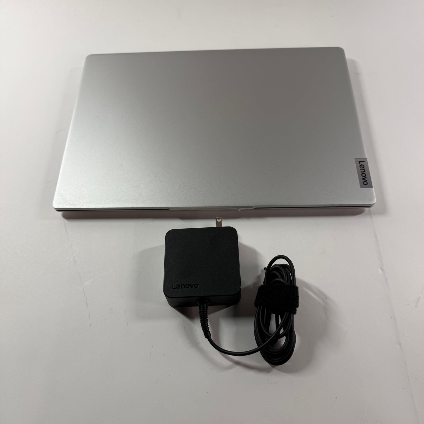 lenovo ideapad slim 5 16IRL8 16" i7-1355U 1.7GHz 16GB RAM 512GB SSD